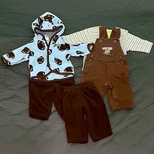 LOT: Football Themed Outfits